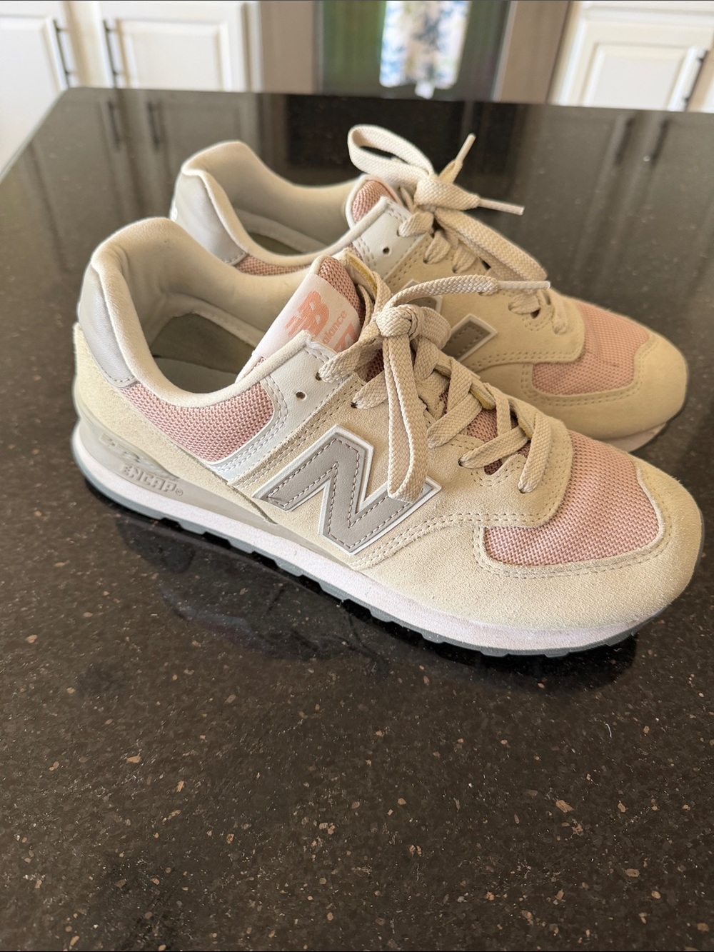 New Balance Women's Beige and Pink Retro Runner